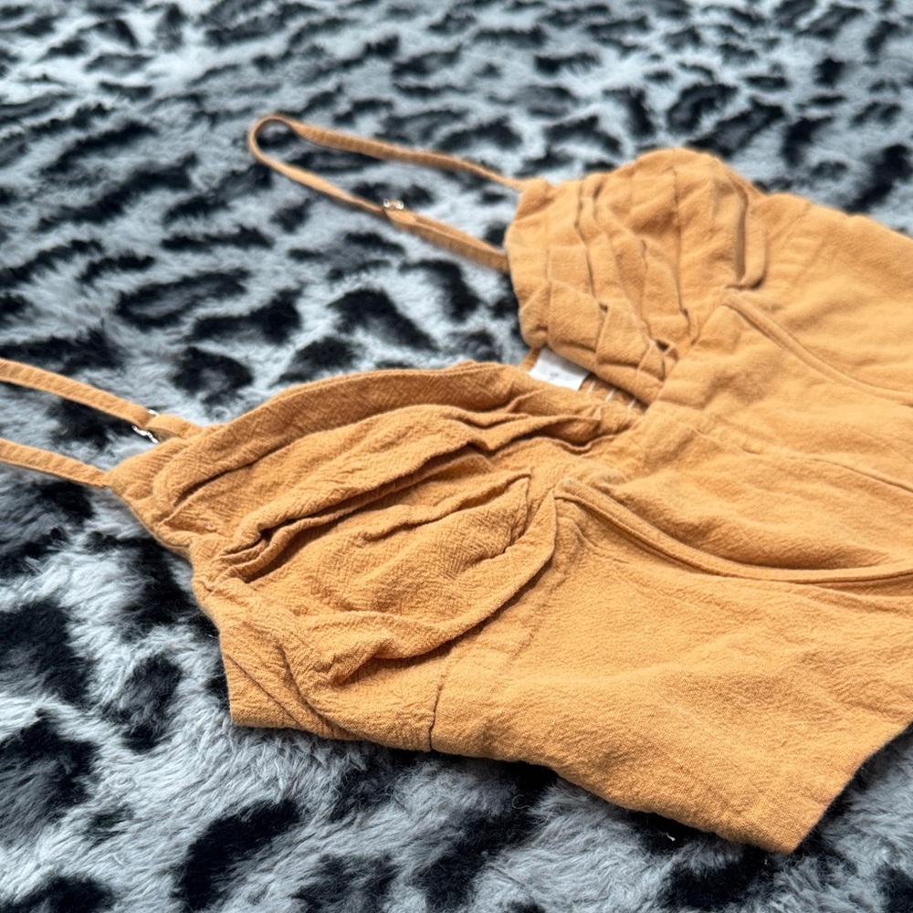 Stylish Orange Crop Top with Straps - Picture 3 of 5